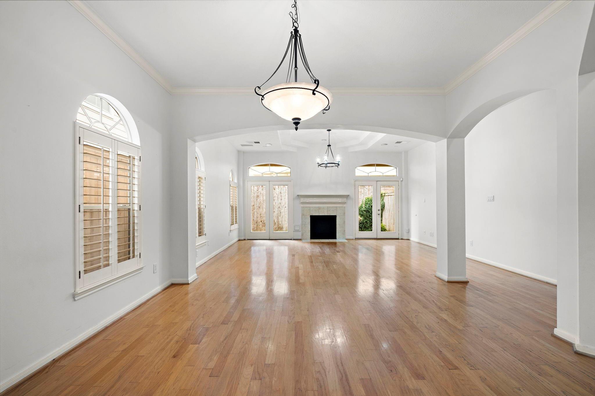 620 Detering Street