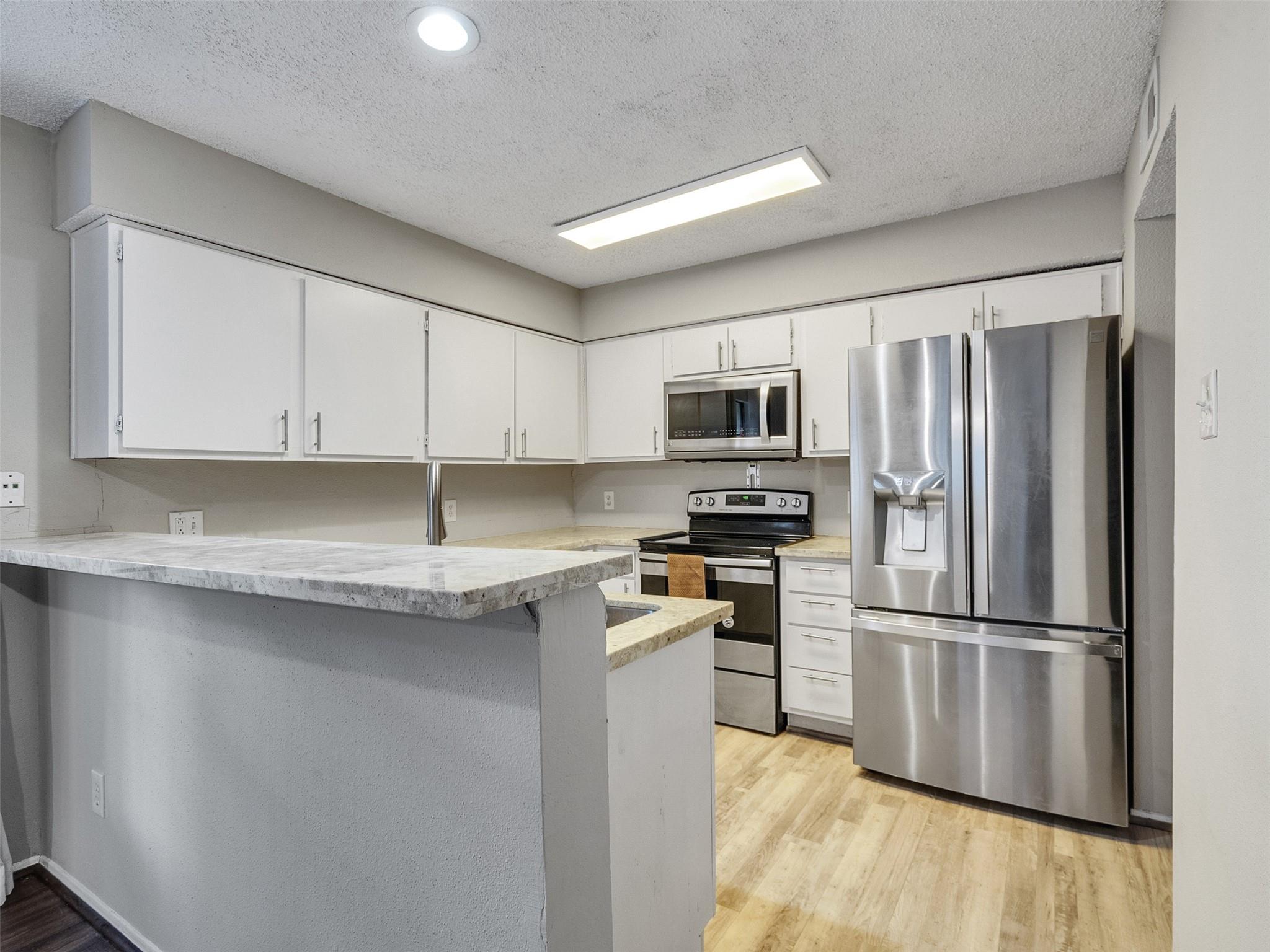 6191 Ludington Drive # 903