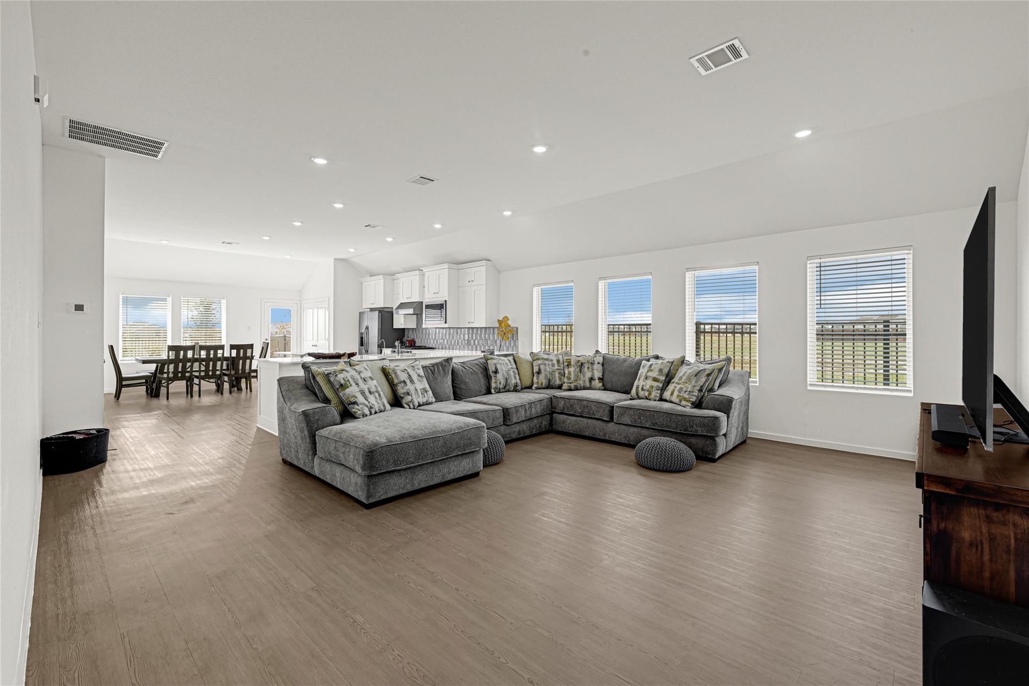 27711 Seascape Village Drive