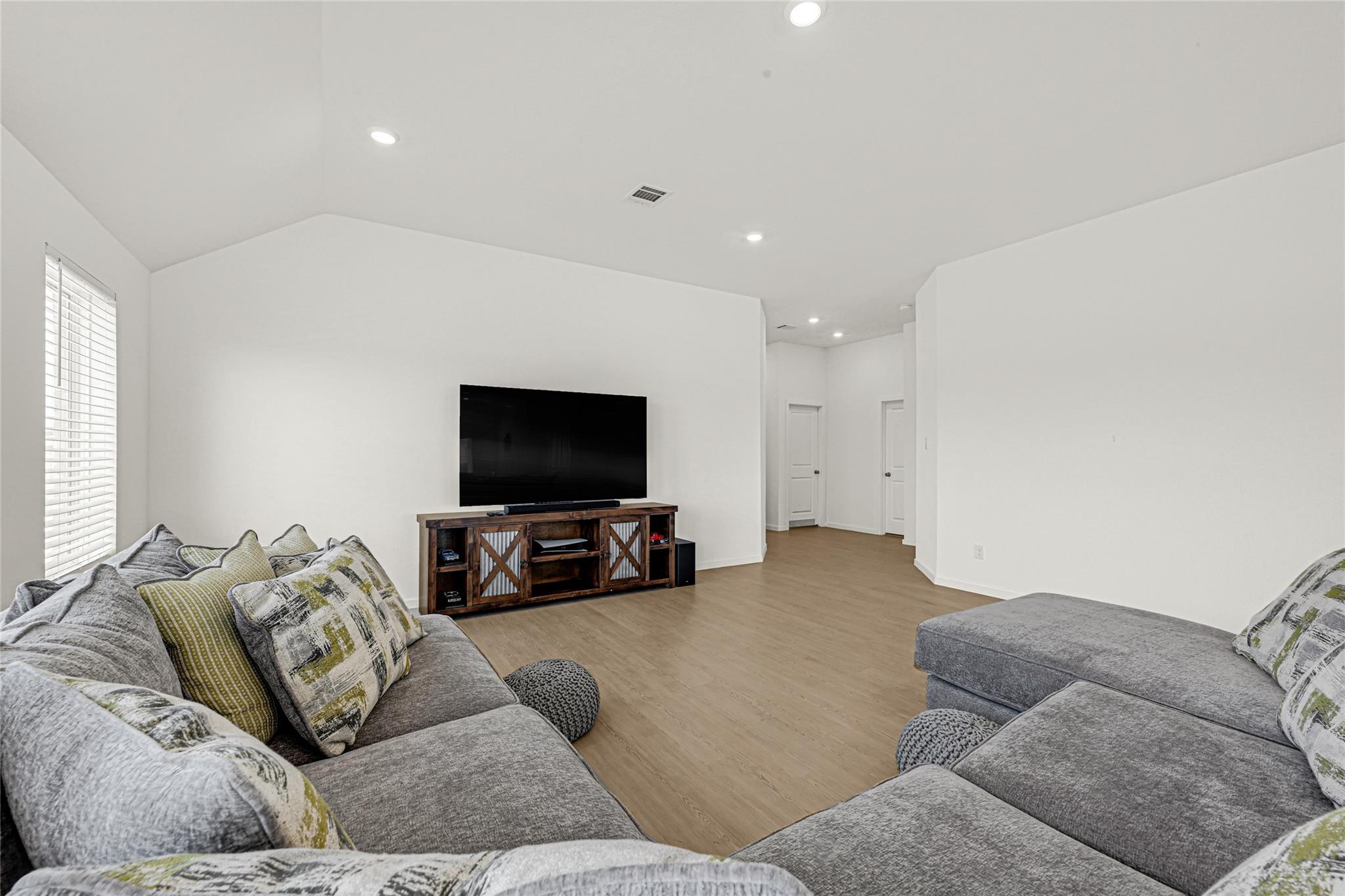 27711 Seascape Village Drive