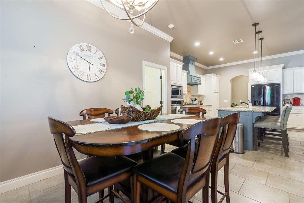 4632 Spectacular Bid Avenue