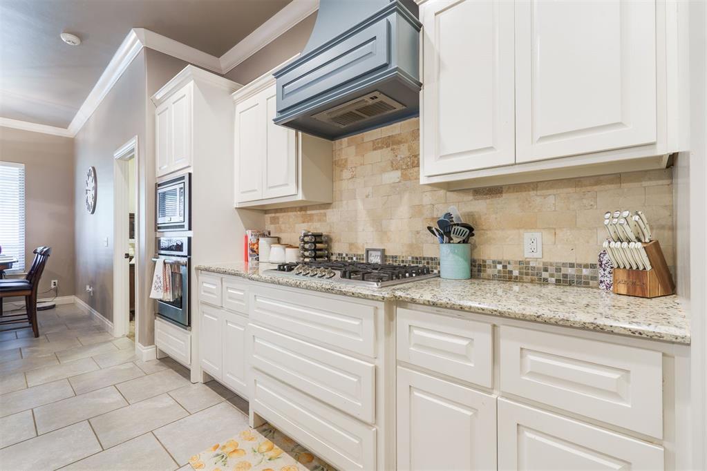 4632 Spectacular Bid Avenue