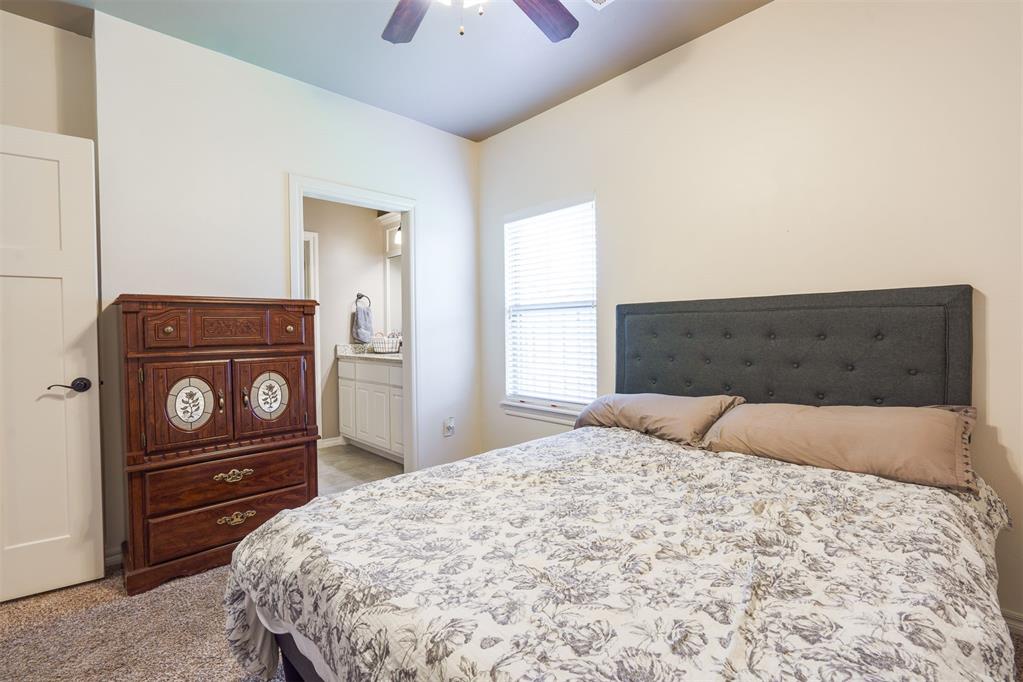 4632 Spectacular Bid Avenue