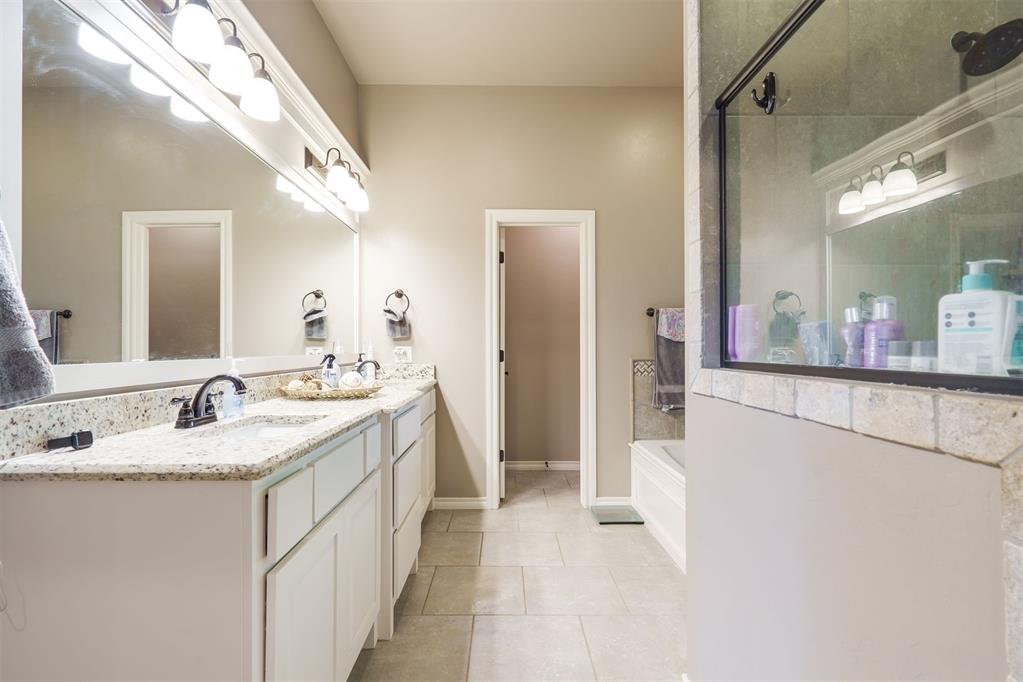 4632 Spectacular Bid Avenue