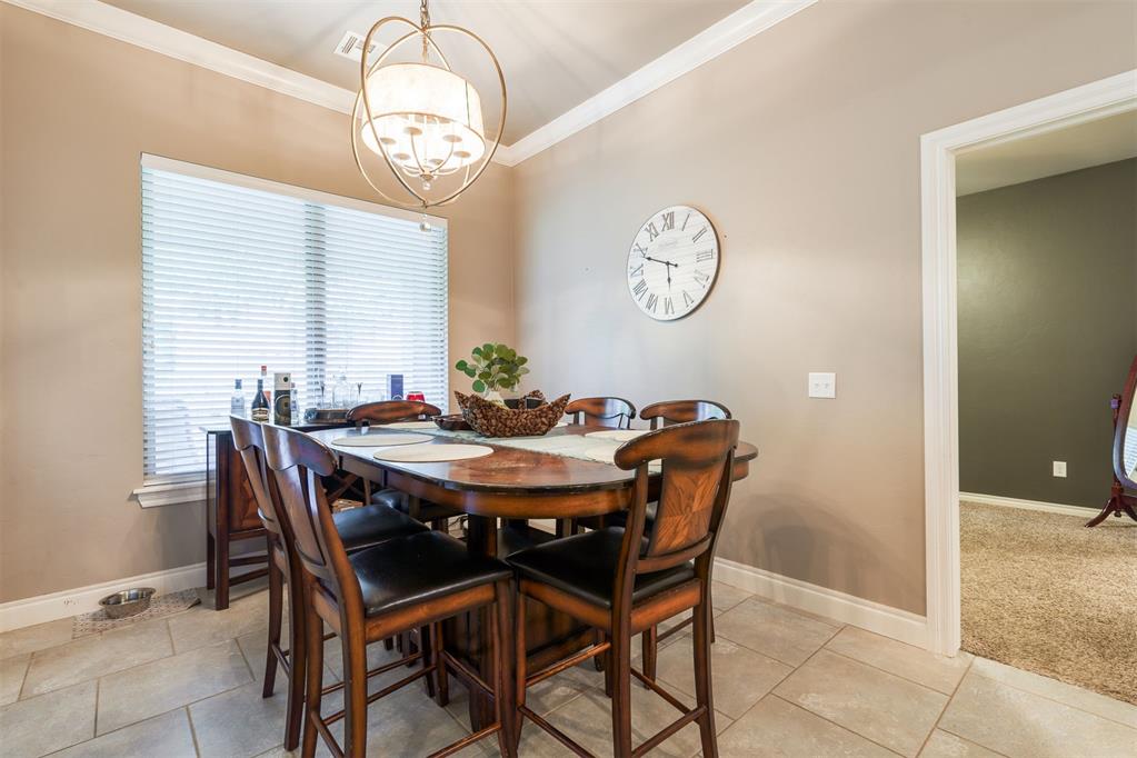 4632 Spectacular Bid Avenue