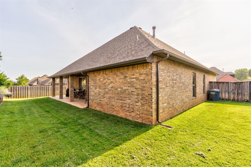 4632 Spectacular Bid Avenue