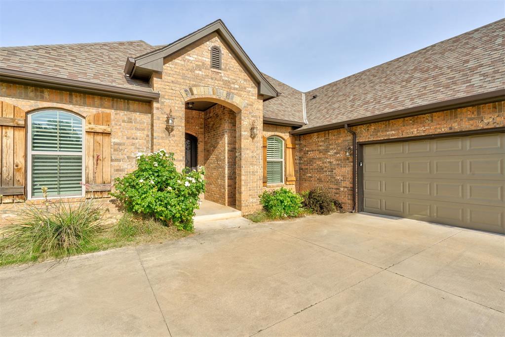 4632 Spectacular Bid Avenue