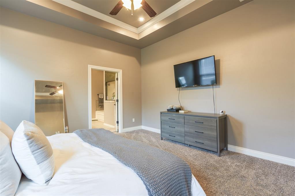 4632 Spectacular Bid Avenue