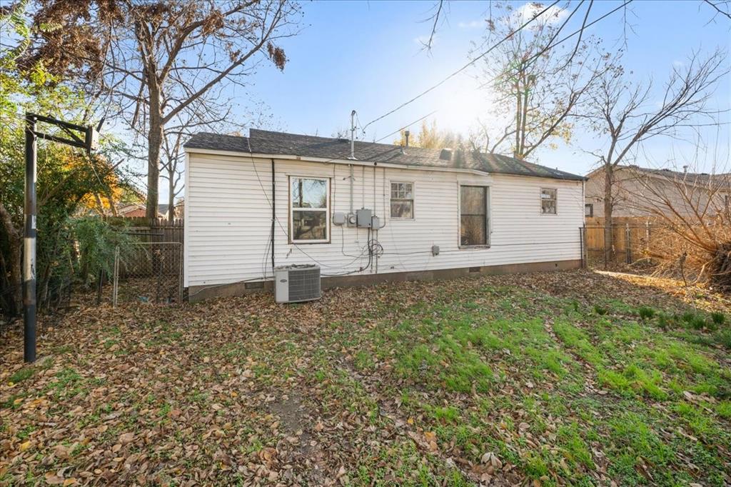 7011 NW 45th Street