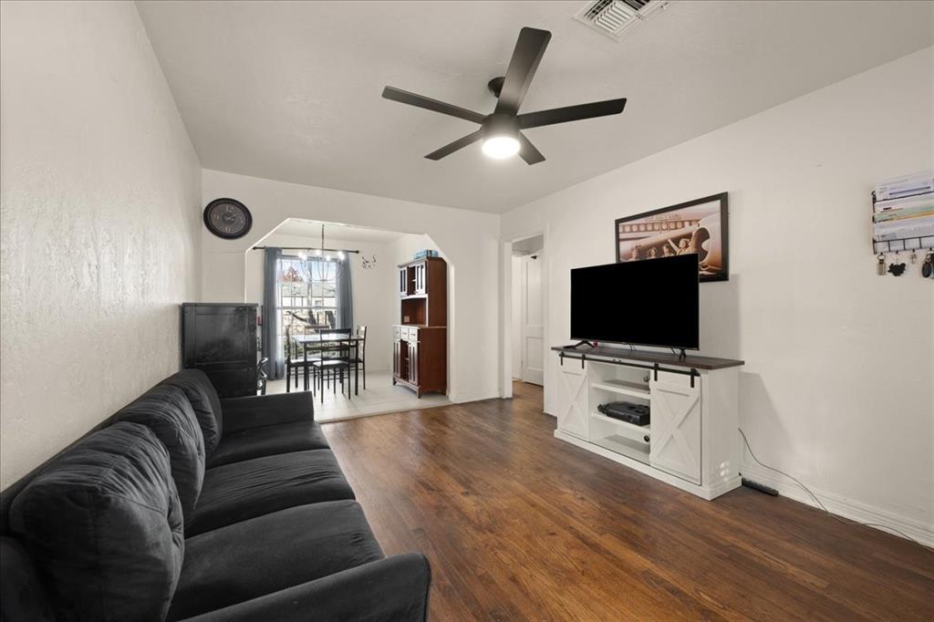 7011 NW 45th Street