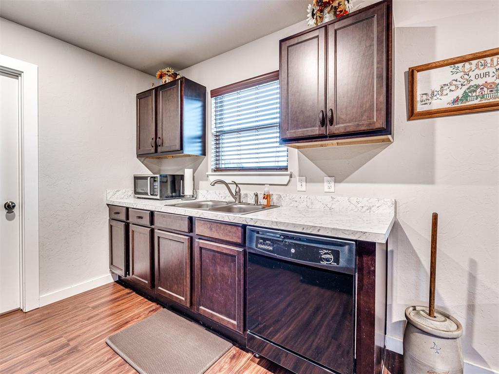 6140 N Anderson Road