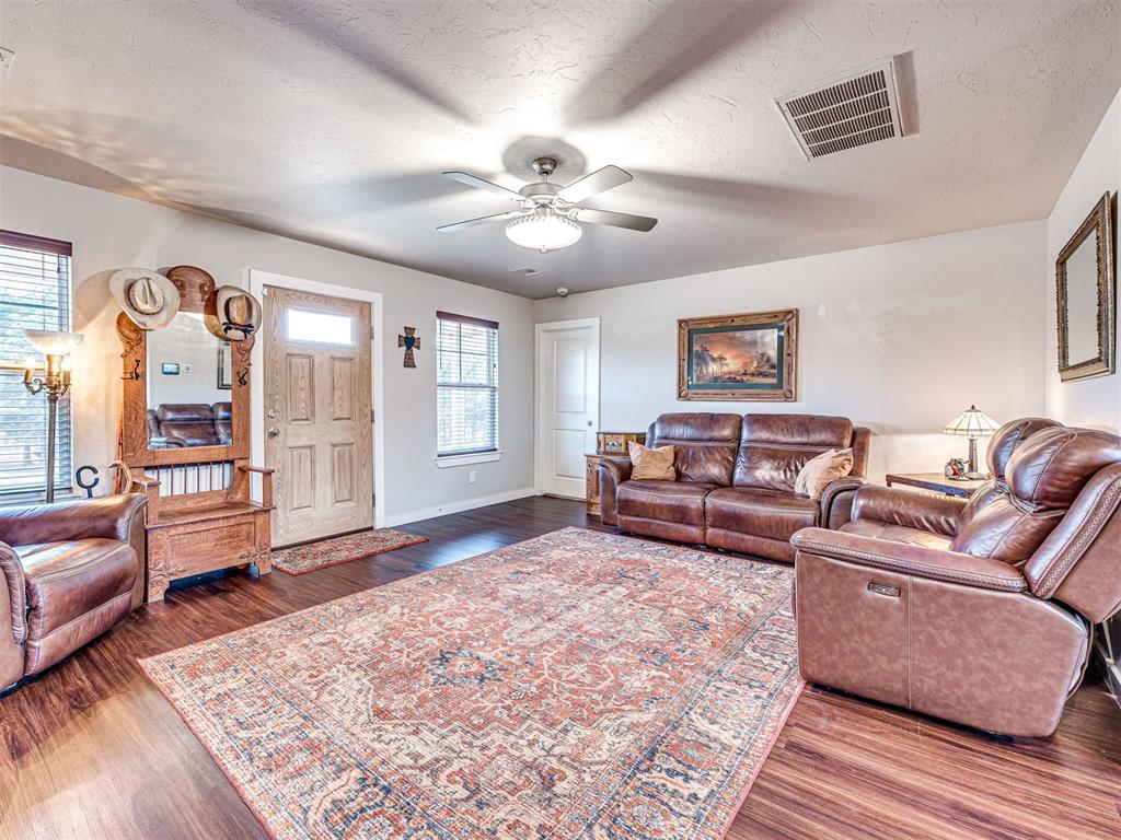 6140 N Anderson Road