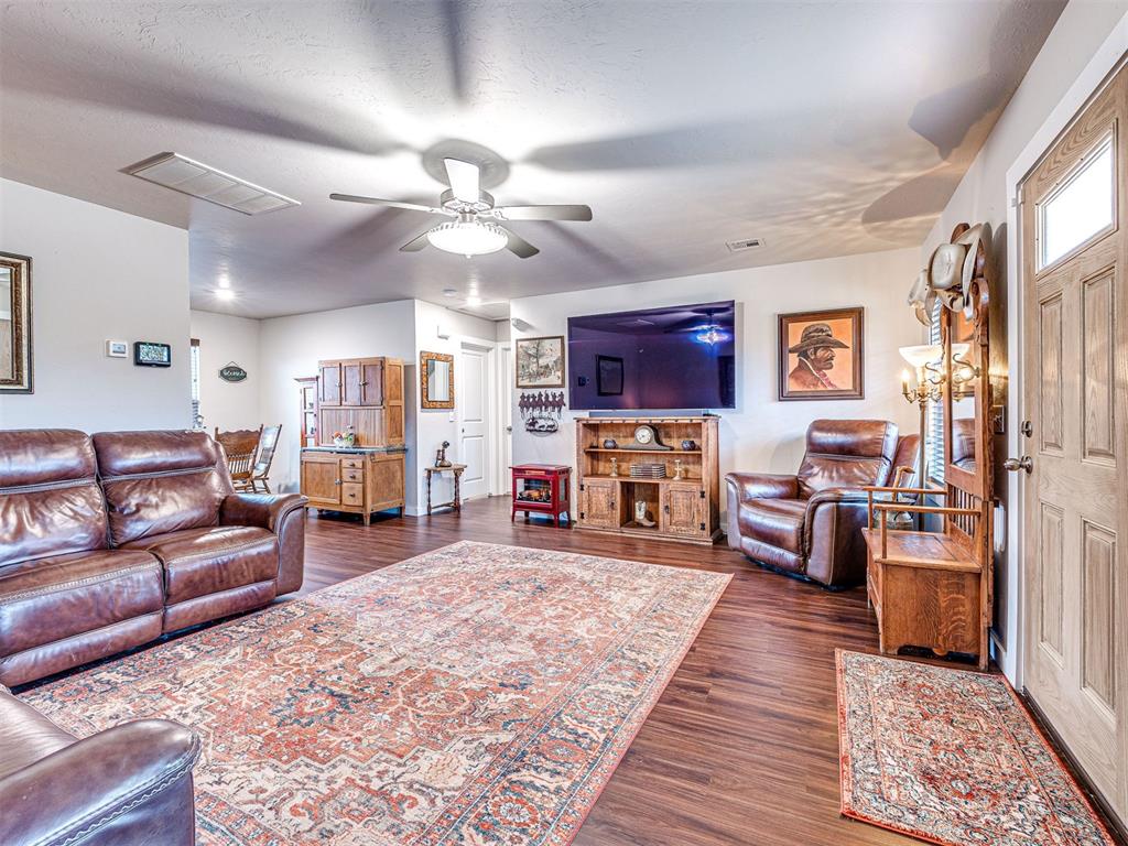 6140 N Anderson Road