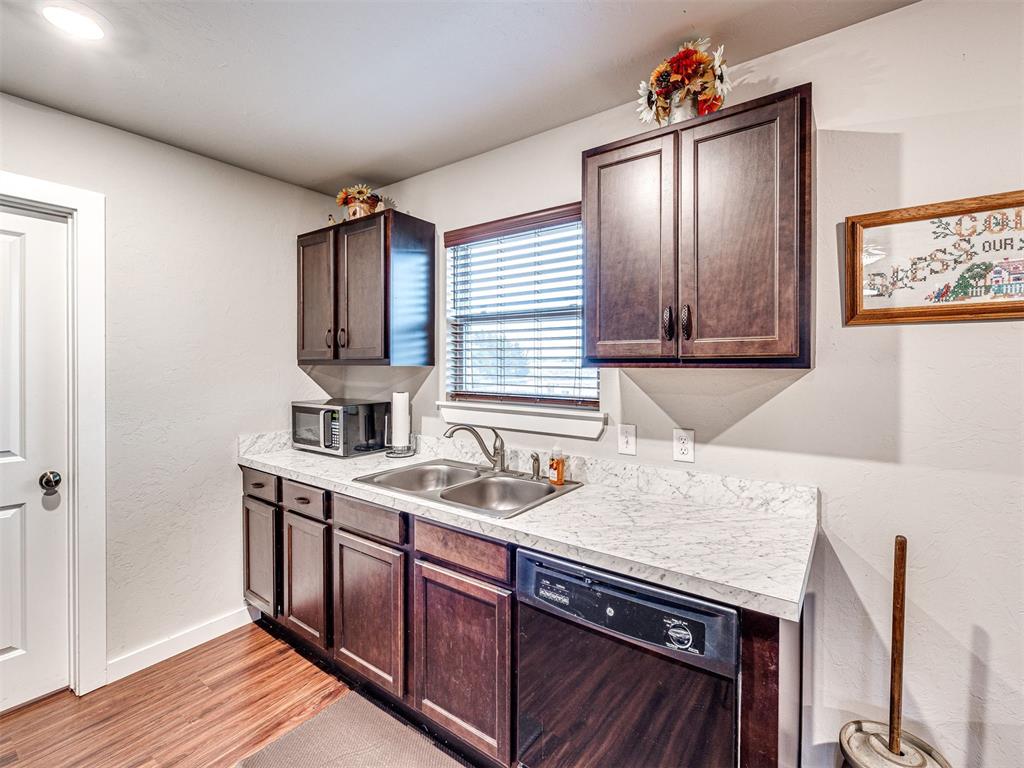 6140 N Anderson Road