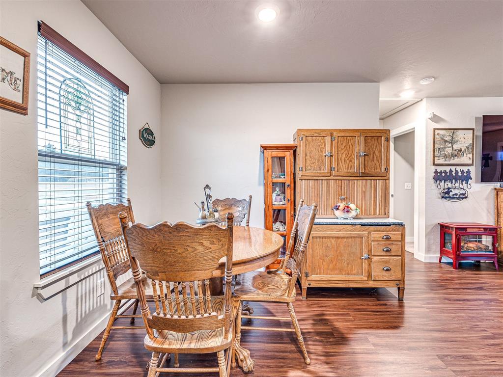 6140 N Anderson Road