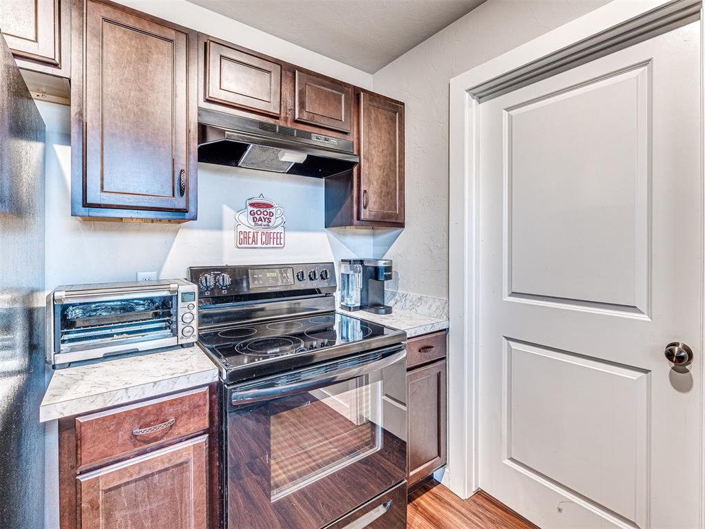 6140 N Anderson Road