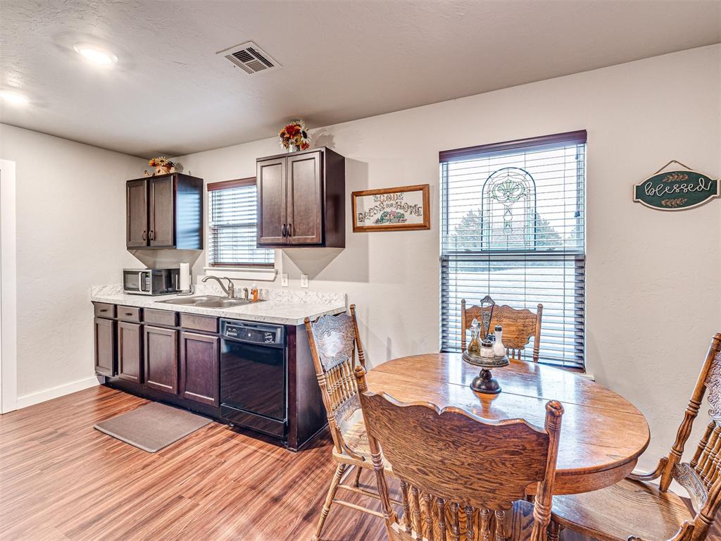 6140 N Anderson Road