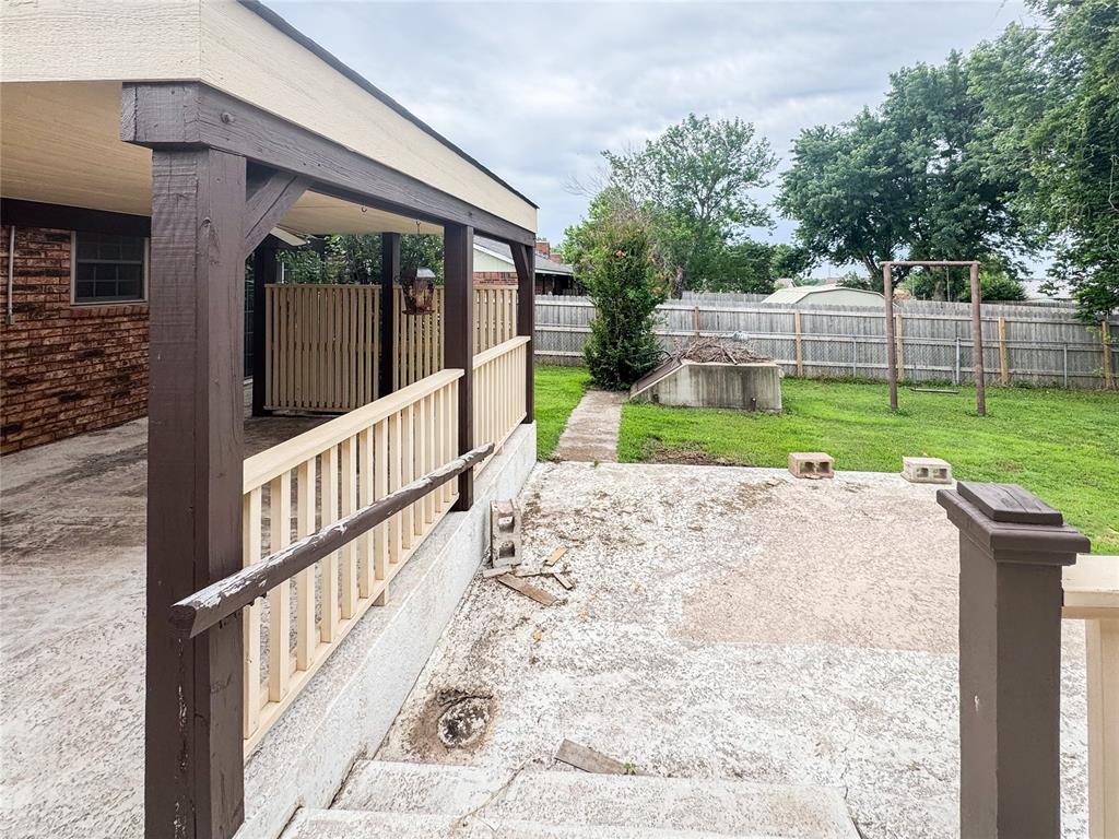 827 Crestview Drive