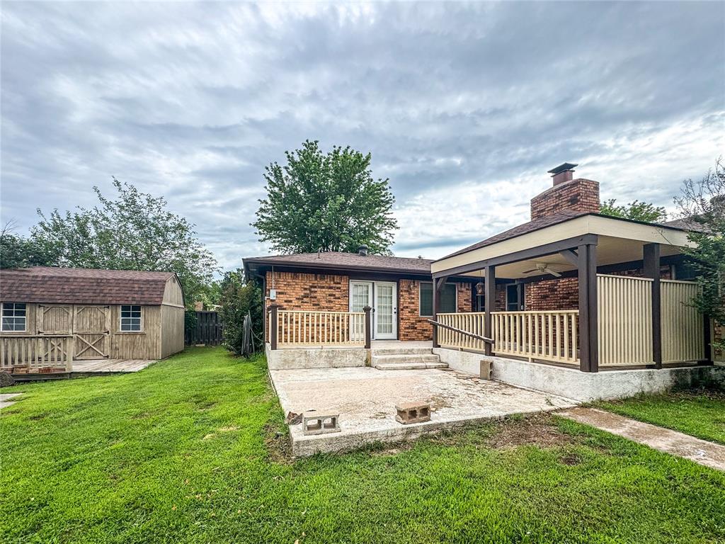 827 Crestview Drive