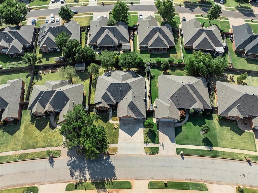 15913 Sheffield Boulevard