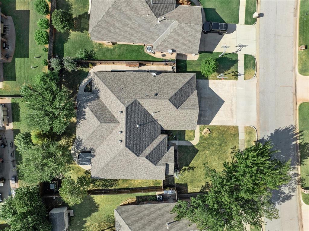 15913 Sheffield Boulevard