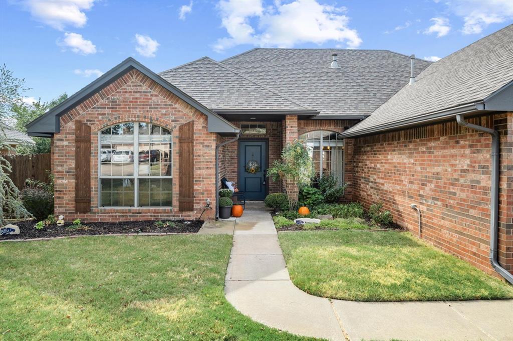 15913 Sheffield Boulevard