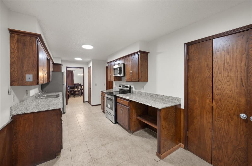 2104 NW 118th Terrace