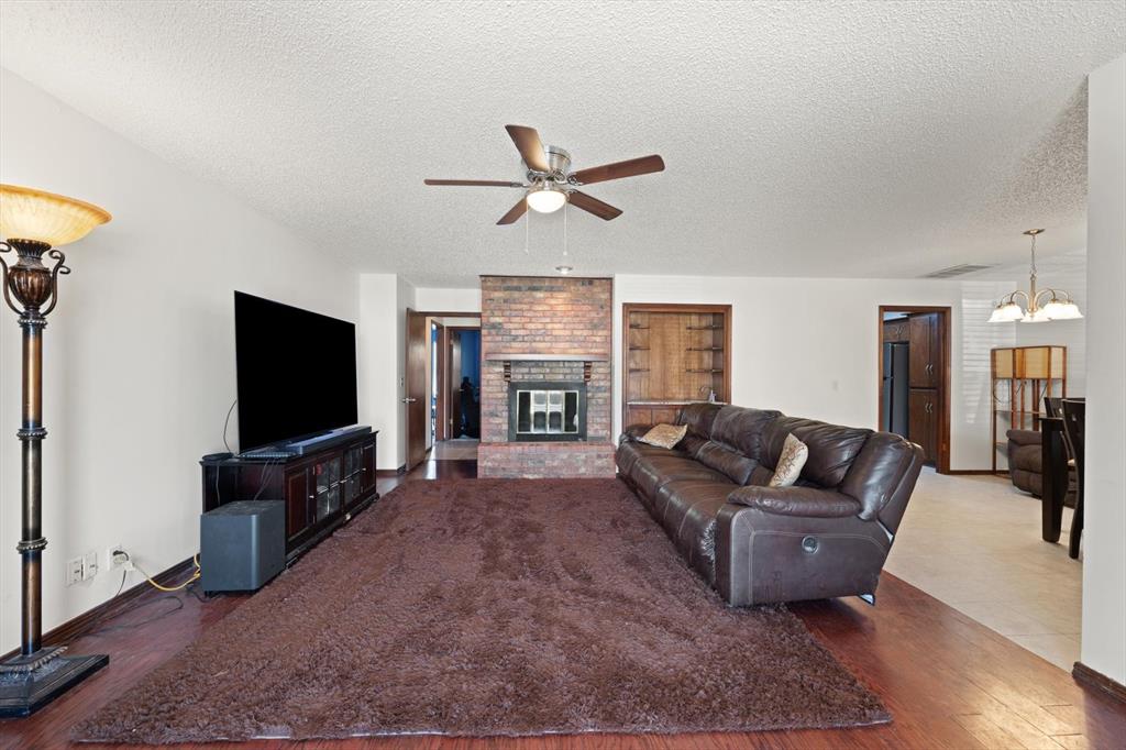 2104 NW 118th Terrace