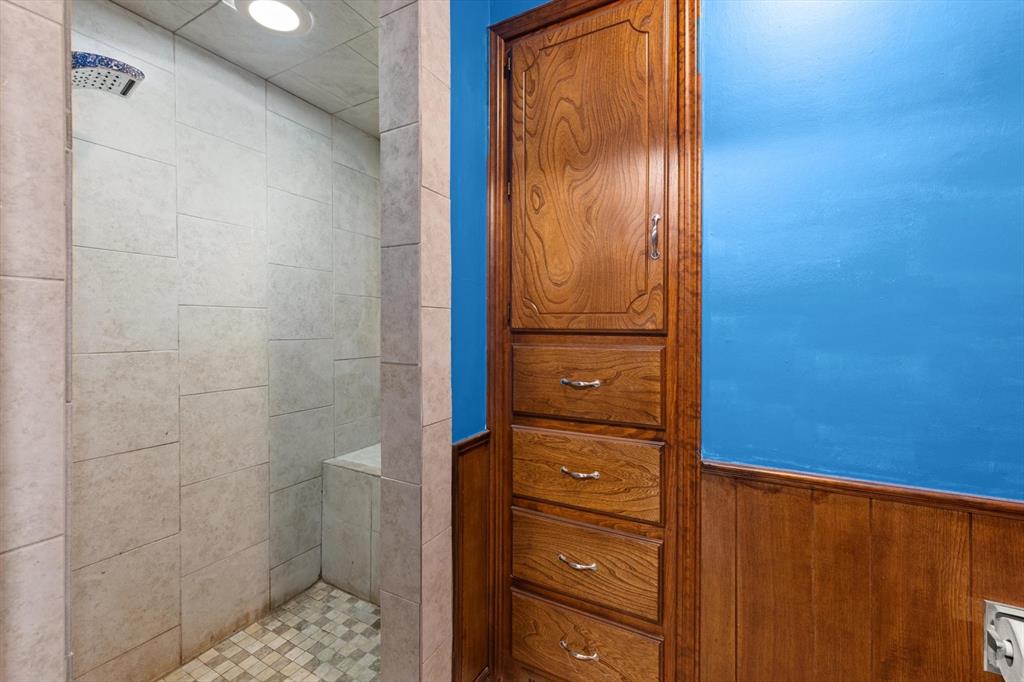 2104 NW 118th Terrace