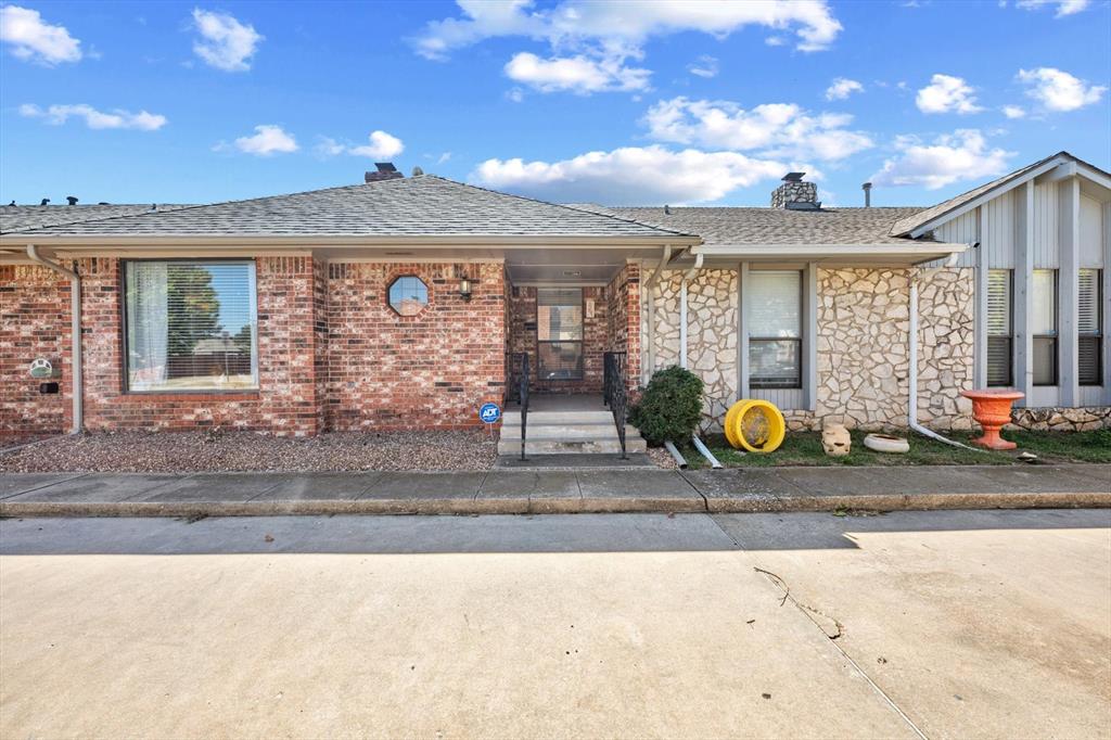 2104 NW 118th Terrace