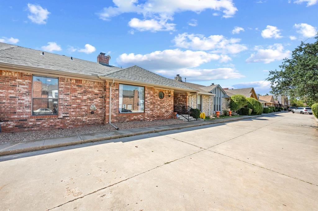 2104 NW 118th Terrace