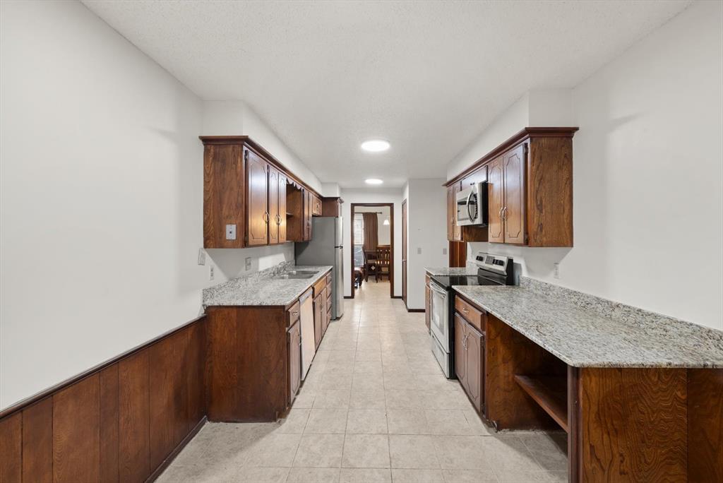 2104 NW 118th Terrace