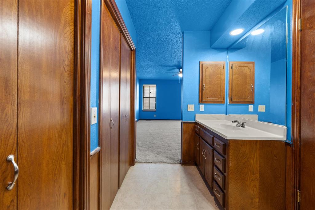 2104 NW 118th Terrace
