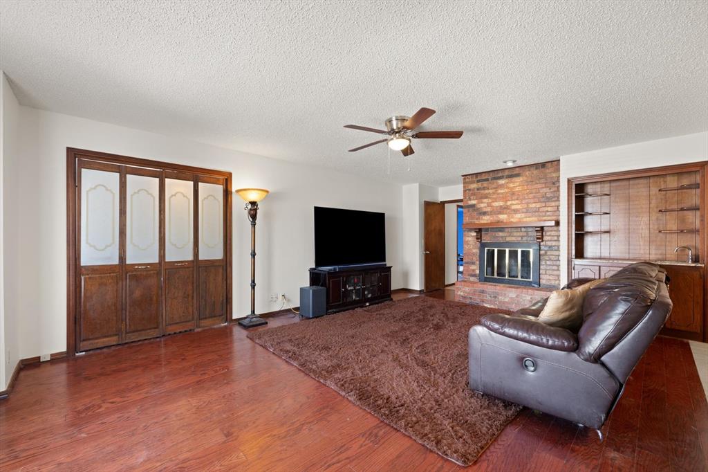 2104 NW 118th Terrace