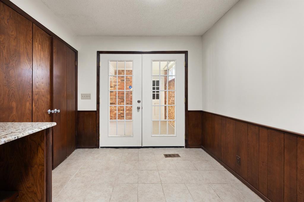 2104 NW 118th Terrace