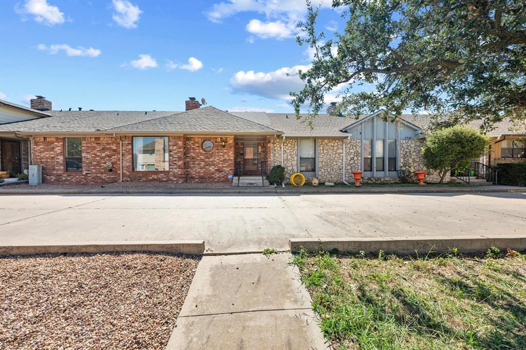 2104 NW 118th Terrace