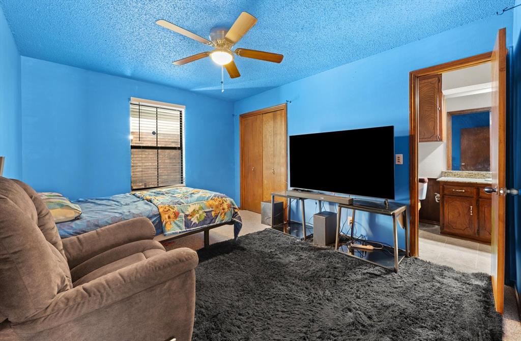 2104 NW 118th Terrace
