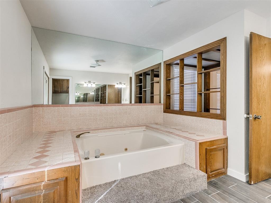 1124 NW 140th Street