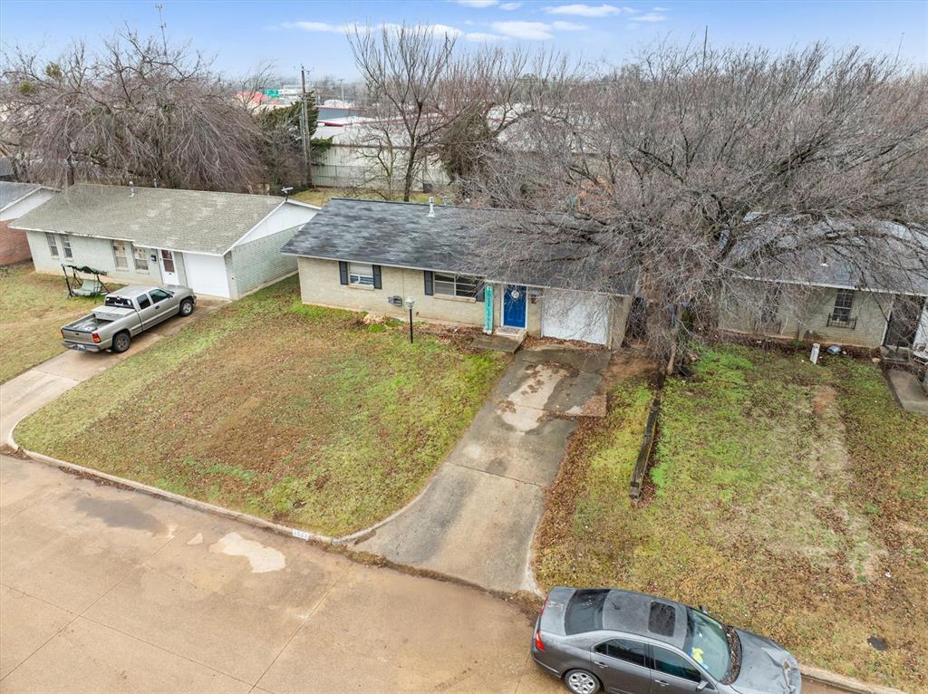 1522 Farmington Street