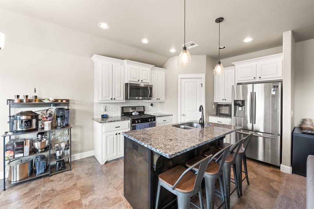 4005 Wind Haven Drive