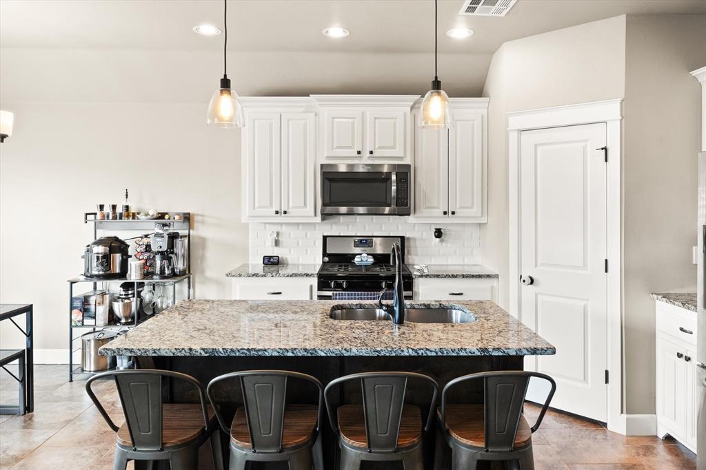 4005 Wind Haven Drive