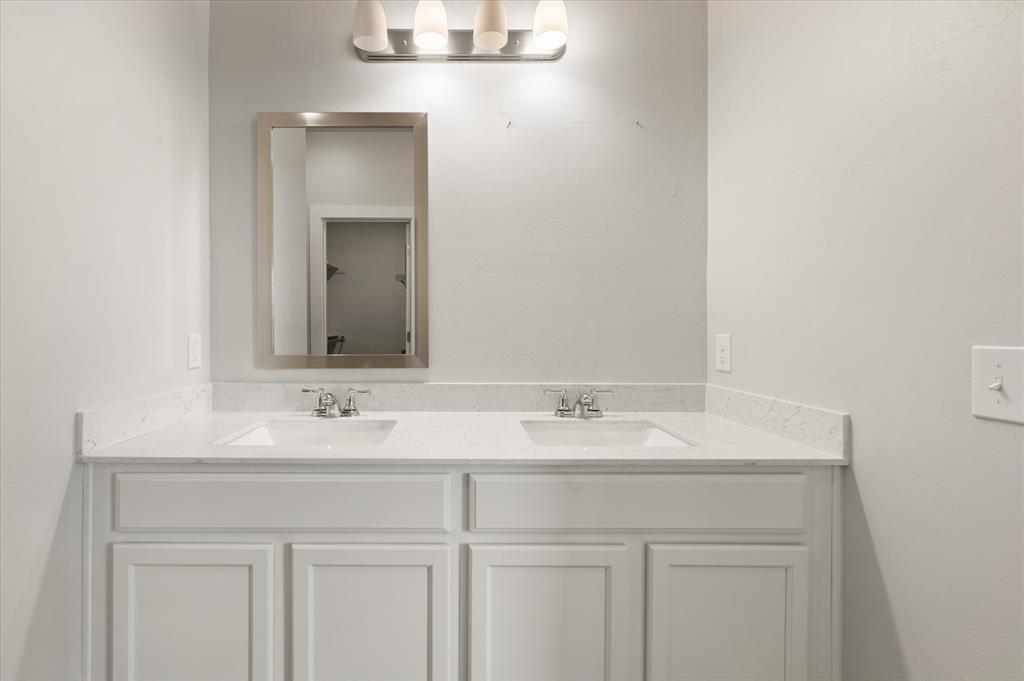 5200 Grassland Drive