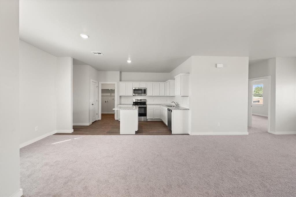 5200 Grassland Drive