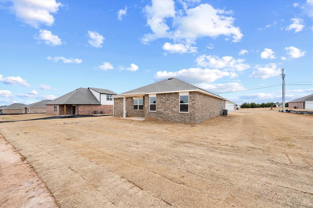 5200 Grassland Drive