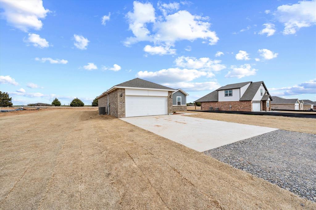 5200 Grassland Drive