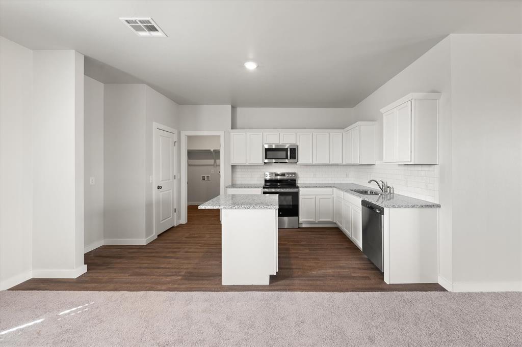 5200 Grassland Drive