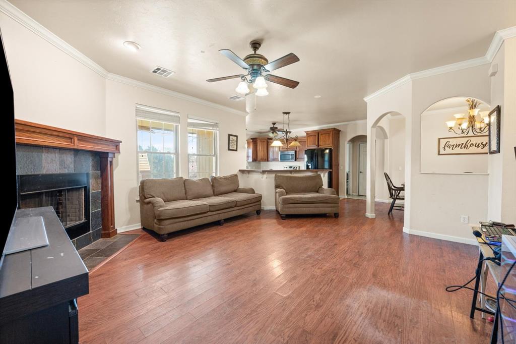 4834 Big Horn Cove