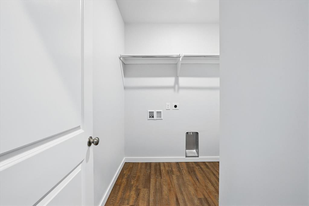 4401 Meadowlark Turn