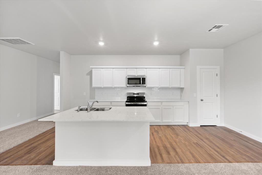 4401 Meadowlark Turn