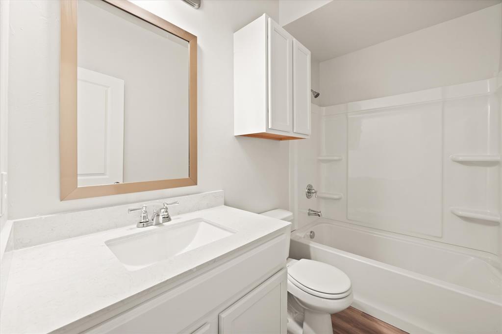 5201 Grassland Drive